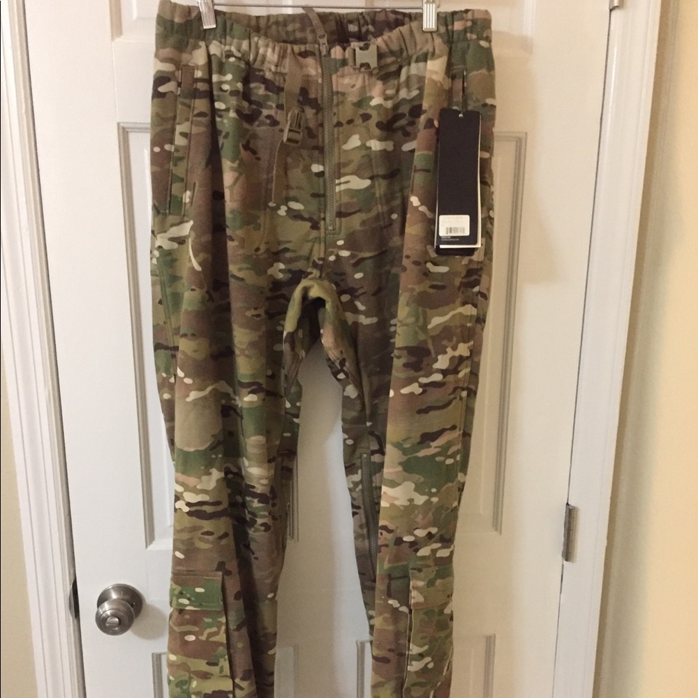 NWT MASSIF pants size L